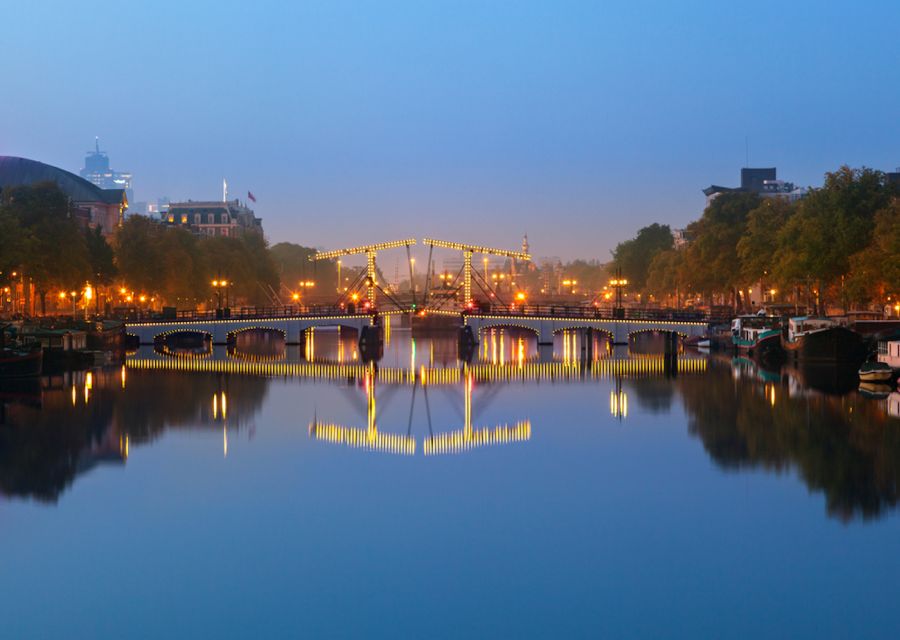 Amsterdam: 3-Hour Private Highlights City Tour by Minivan - Comfort and Experience