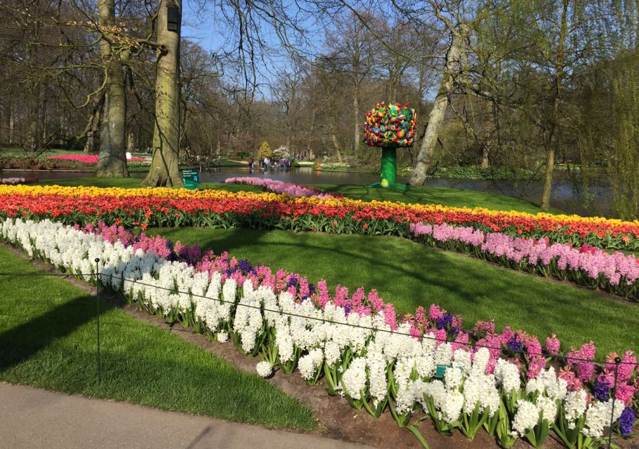 Amsterdam: Keukenhof Tulip Garden and Giethoorn Experience - Activities Included in the Itinerary