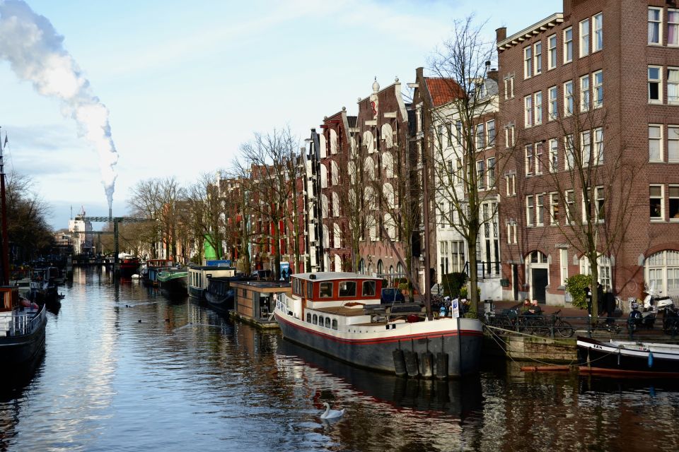 Amsterdam: Secrets of Jordaan City Discovery Game - Inclusions