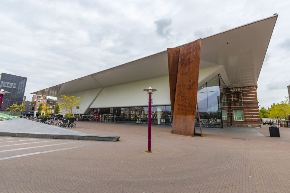 Amsterdam's Art and Culture Revealed by a Local - NEMO Science Museum Rooftop Visit