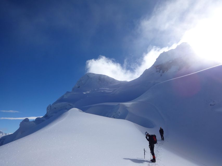 Ancash: Mountaineering to the Mountain Vallunaraju 2D-1N - Equipment Needed