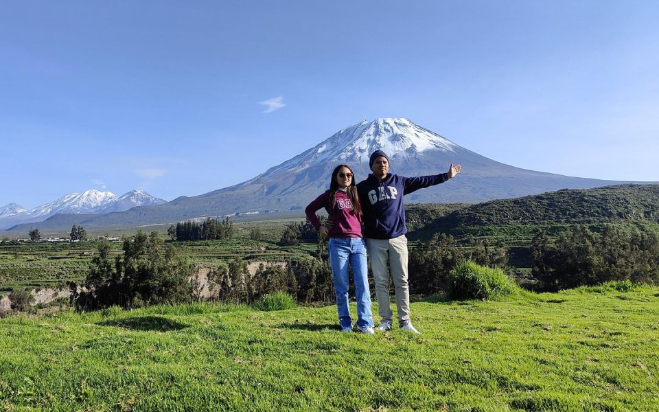 Arequipa: Full Day in Colca Canyon With Breakfast and Lunch - Itinerary Overview