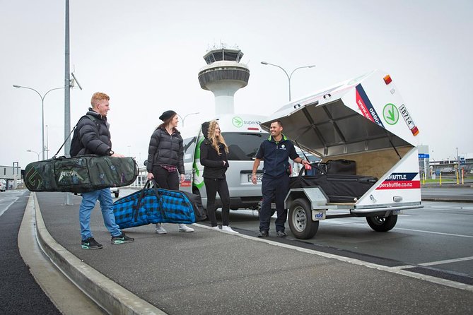 Arrival Transfer: Hawkes Bay Airport to Central Napier City Centre - Vehicle Safety and Child Seat Recommendation