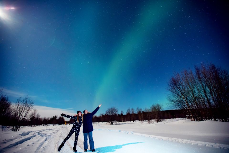 Aurora Borealis Quest: Private Yukon Nighttime Tour - Booking Information