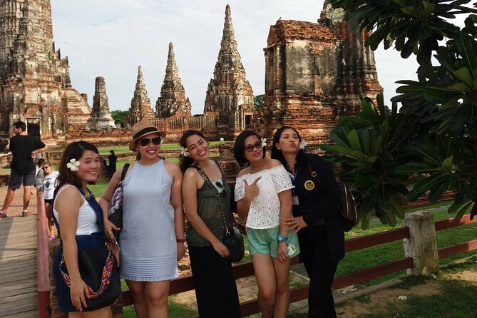 Ayutthaya Ancient Capitol, Temples & Summer Palace Private Tour From Bangkok - Meeting and Pickup Details