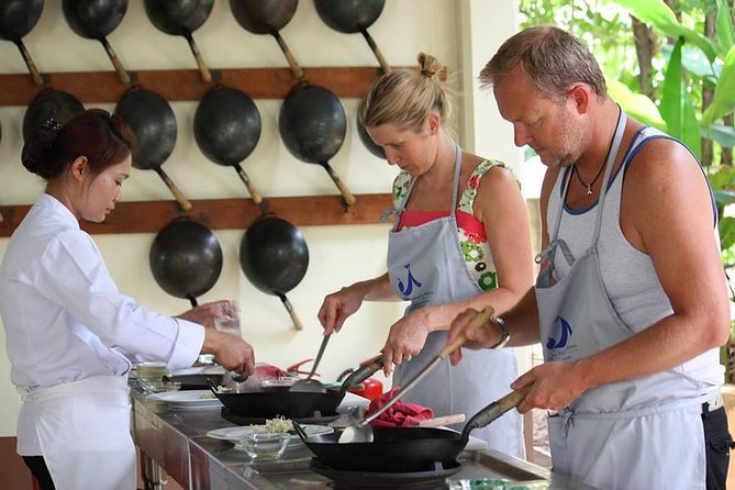 Baan Hongnual Cookery Session and Market Visit With Lunch - Inclusions and Amenities