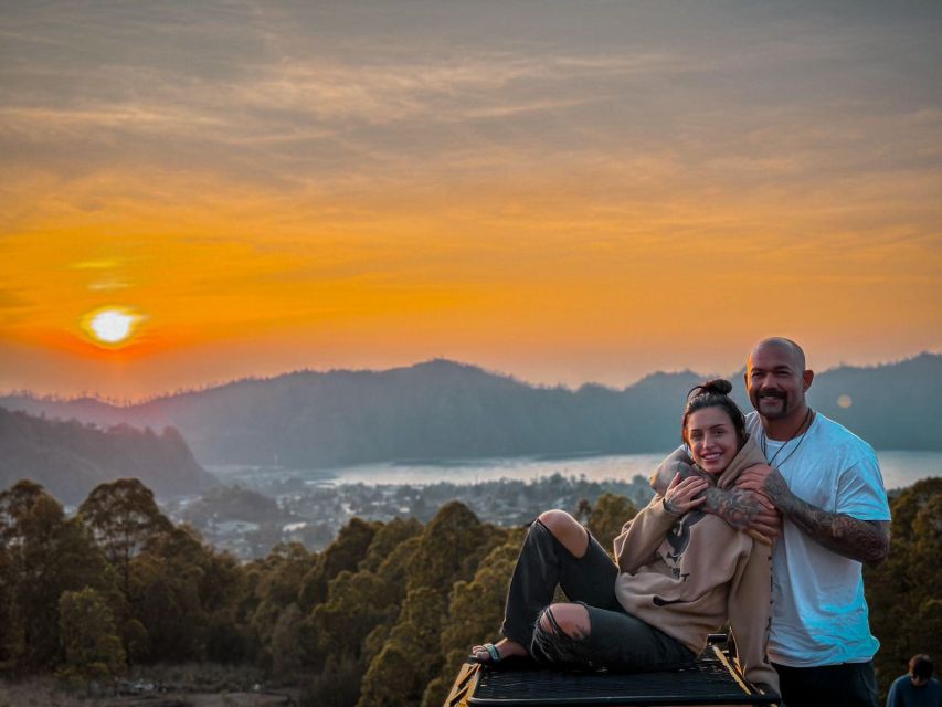Bali :Mount Batur Jeep Sunrise With Photograper Breakfast - Tour Experience Details