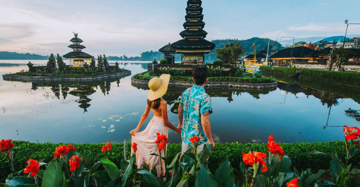 Bali : North Bali Instagramable, Gate, Waterfall, & More - Wanagiri Twin Lake View: Panoramic Marvel