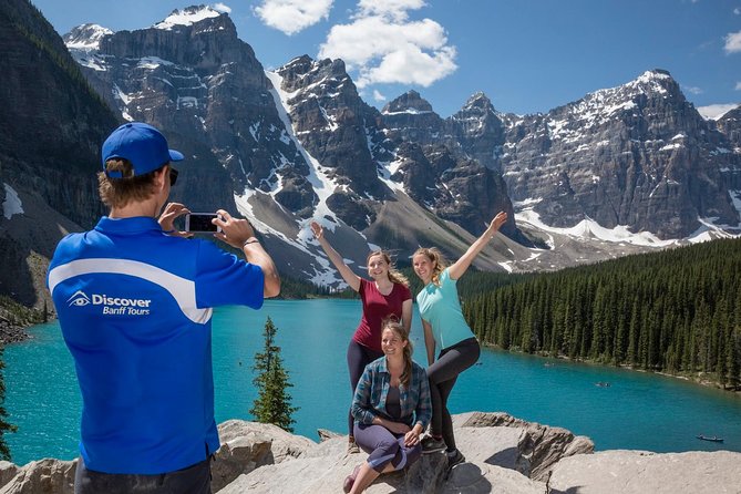 Banff National Park Tour With Lake Louise and Moraine Lake - Customer Feedback and Reviews