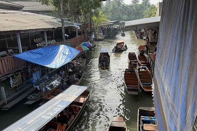 Bangkok Damnoen Floating Market and Maeklong Railway Private Tour - Common questions