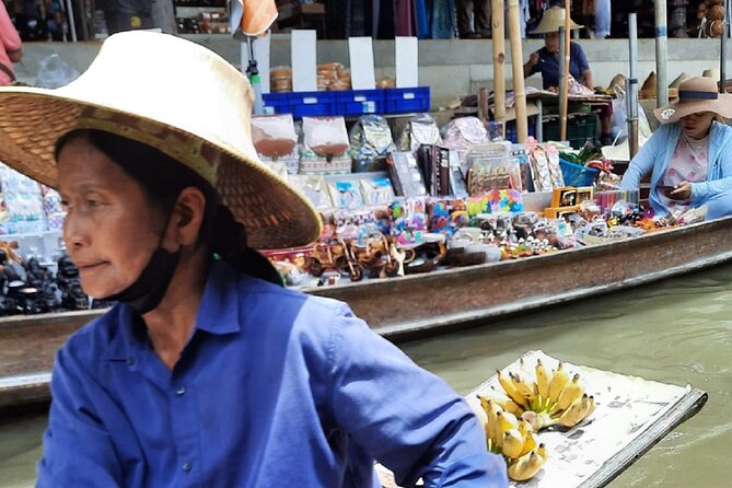 Bangkok: Floating Market and Train With Paddleboat Ride - Booking and Pricing Details