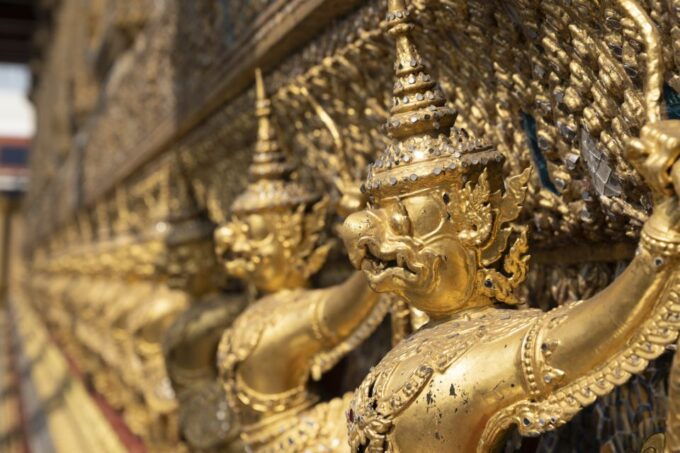 Bangkok: Grand Palace, Wat Pho & Delicious Mango Dessert - Itinerary Overview