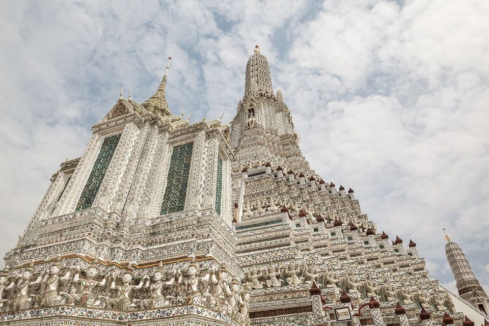 Bangkok: Historical Temples Tour & Hidden Bar at Sunset - Tour Itinerary and Sightseeing Spots