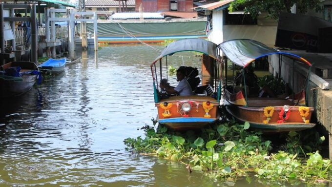 Bangkok: Private Thonburi Longtail Boat Tour & Wat Pho Visit - Experience Description