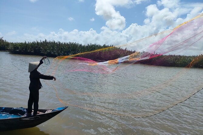 Basket Boat Ride in Hoi An Activity - Customer Experience