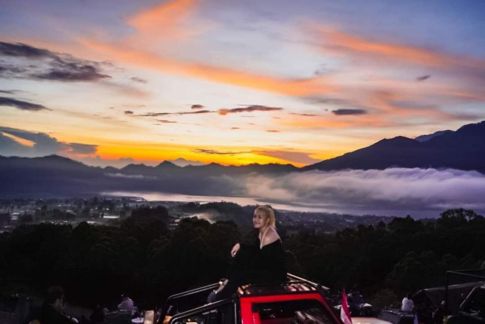 Batur : Sunrise Trekking, Jeep Trekking & Natural Hot Spring - Batur Sunrise Trekking