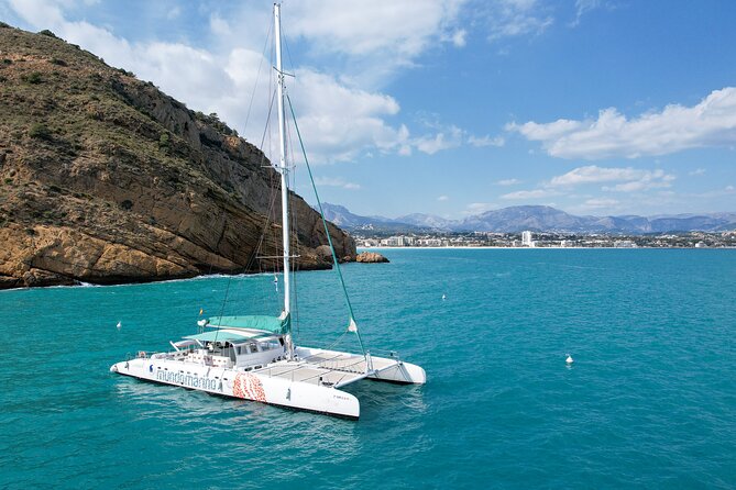 Bay Trip in Calpe or Altea With a Sailing Catamaran - Scam Review and Customer Experience