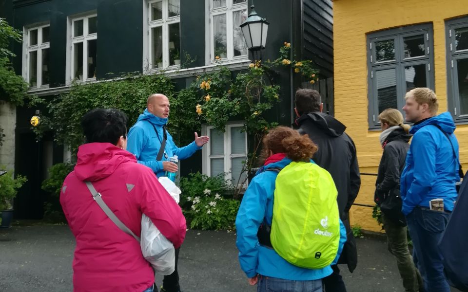 Bergen: City Tour on Foot - Delve Into Bergenser Contemporary Life