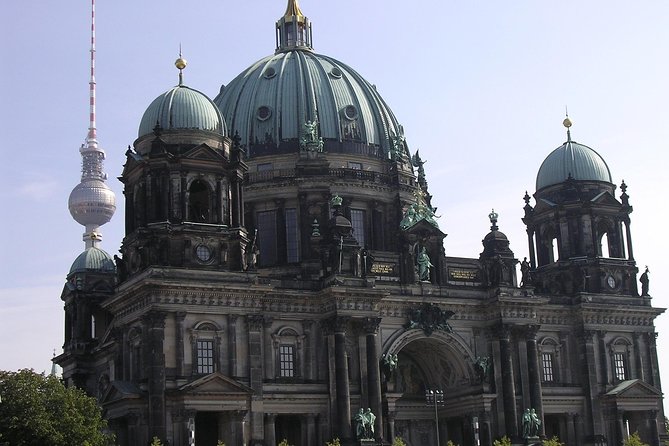 Berlin Highlights Private Guided Walking Tour - Personalized Experience