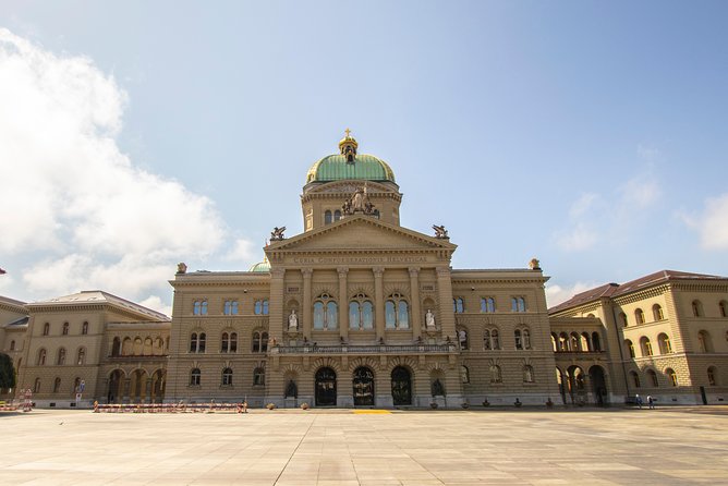 Bern Highlights Small-Group Walking Tour With a Local - Meeting and Pickup Information