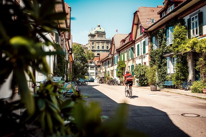 Bern Small-Group Day Trip From Lucerne With Emmental Dairy Visit - Tour Highlights