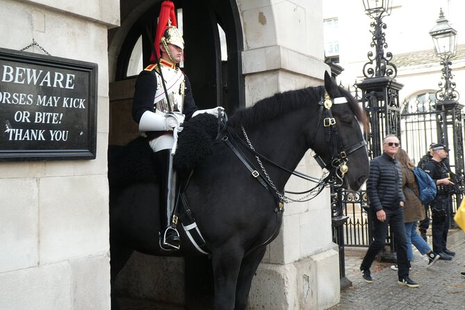 Billys Black Cab Tour of London - Meeting and Pickup Information