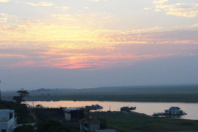 Bird Watching Tour at Wucheng Poyang Lake Nature Reserve From Nanchang - What To Bring