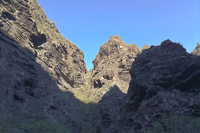 Black Caves, Jungles, Waterfalls - Visit the Secret Tenerife ! - Unveiling Tenerifes Secrets