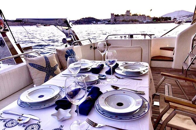 Bodrum Private Motor-Yacht Sunset Tour With Dinner For 4 Hour - Common questions