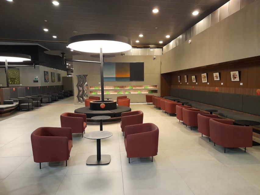 Bogota El Dorado Airport (BOG): Avianca Lounge Entry - Lounge Amenities and Facilities