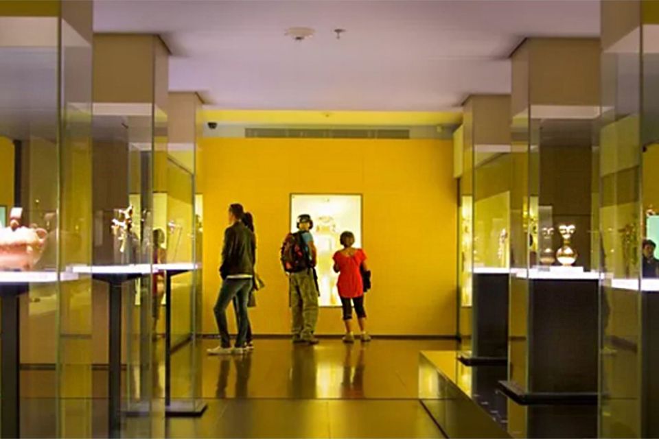 Bogota: Gold Museum and Monserrate Private Half-Day Tour - Inclusions