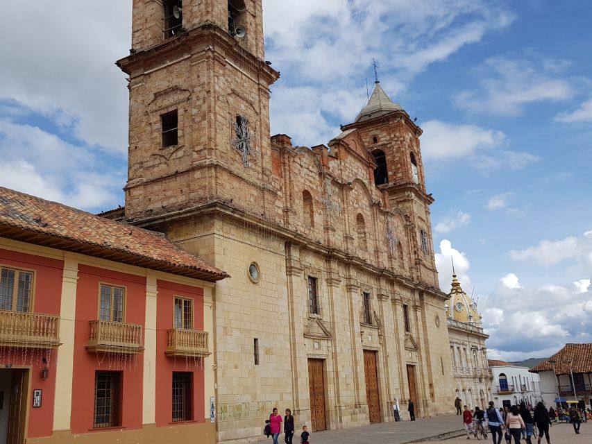 Bogotá: Private Zipaquirá and Salt Cathedral Tour - Pickup Details and Tour Options