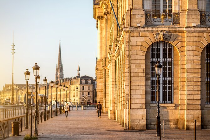 Bordeaux Scavenger Hunt and Best Landmarks Self-Guided Tour - Self-Guided Tour Tips