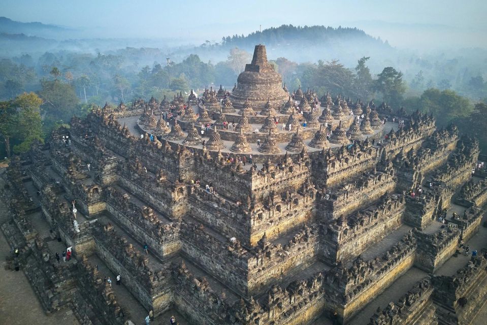 Borobudur (Or With Sunrise) Guided Tour From Yogyakarta - Tour Description