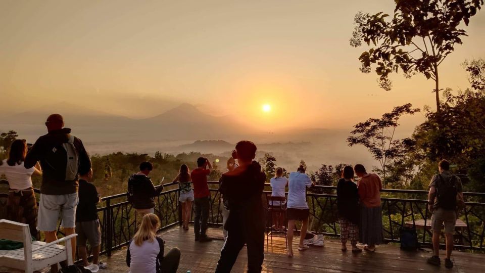 Borobudur Tour and Sunrise Punthuk Setumbu - Full Description