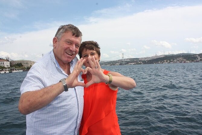 Bosphorus Cruise Boat Tour in İstanbul 3 Hours And Golden Horn - Common questions
