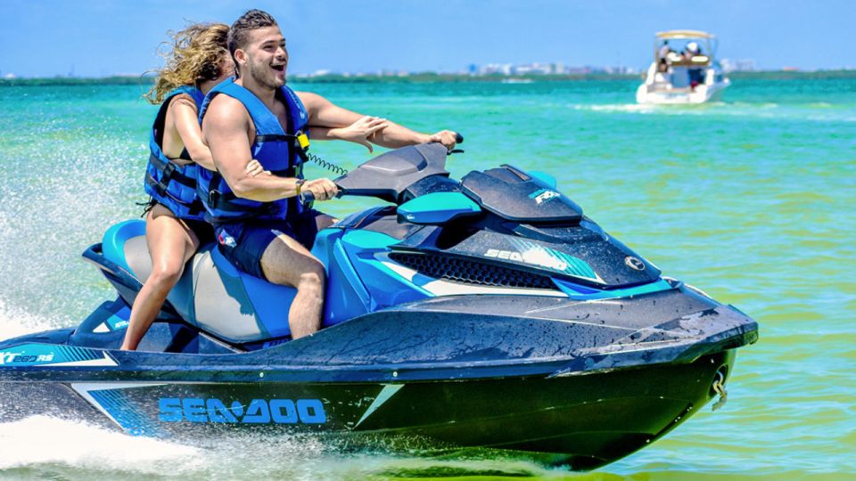 Cancun: WaveRunner Ride - Adventure Description