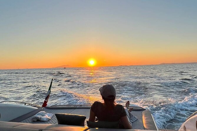 Capri Private Sunrise Boat Tour From Sorrento - Breakfast and Scenery