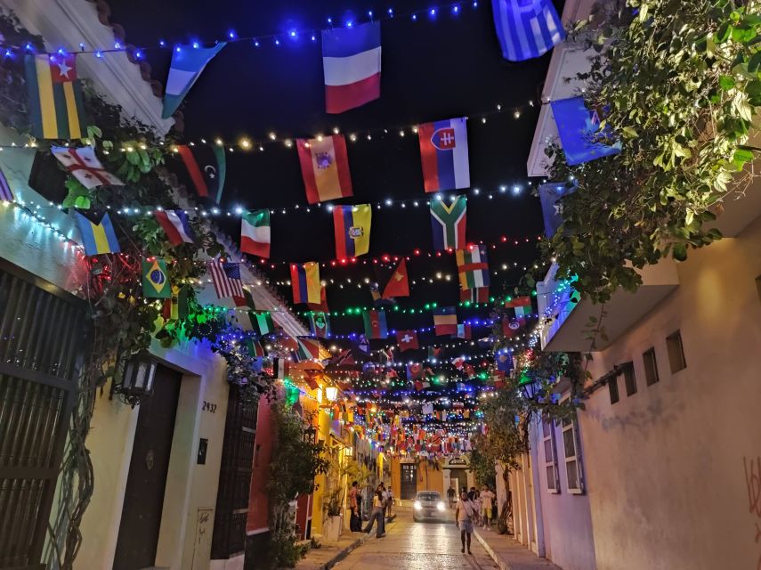 Cartagena: Walled City and Getsemani Shared Walking Tour - Tour Operation Details