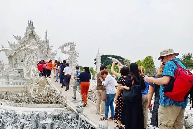 Chiang Mai-Chiang Rai: White Temple-Blue Temple-Bann Dam Museum - Start Time