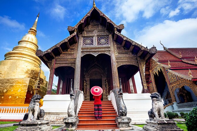 Chiang Mai Old City & Temples Guided Walking Tour - 2 Hrs - Tour Guide Information