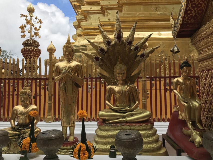 Chiang Mai Top Temples & Handicraft Center Private Day Tour - Guide and Transportation Ratings