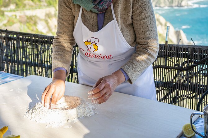 Cinque Terre: Gnocchi & Pesto Class With Seaview in Riomaggiore - Common questions