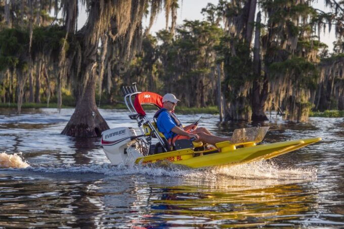 Clermont: Chain of Lakes Self-Driving Catboat Tour - Meeting Point