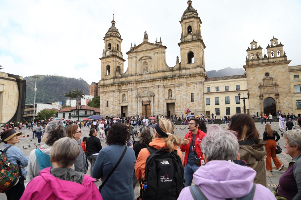 Colombian Conflict Tour: War,Drug Trafficking and Peace - Peace Agreement With FARC