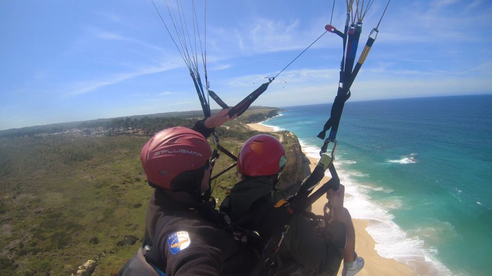 Costa De Caparica: Paragliding Tandem Flight - Language and Instructor