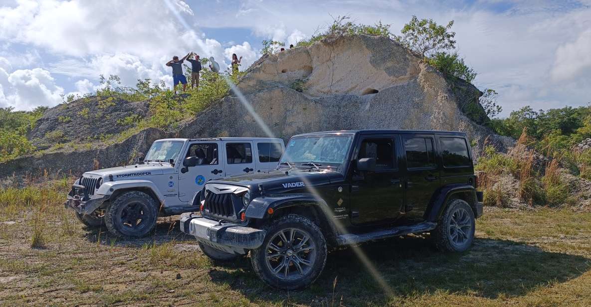Cozumel: Private Caves and Ruins Jeep Tour With Picnic - Private Group Experience