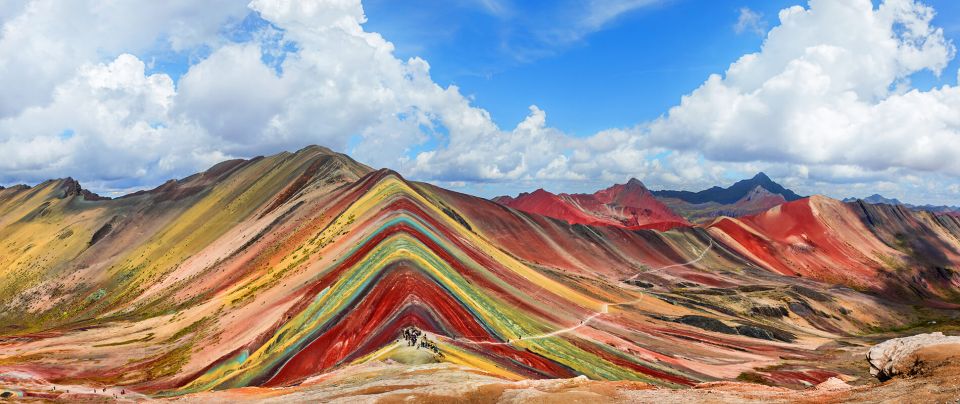 Cusco: Private Tour 2d/Humantay/Rainbowmountain Hotel - Captivating Andean Landscapes