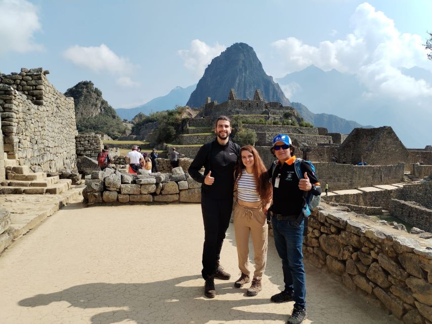 Cusco:Trekking and Adventure From Lares to Machupicchu 4d/3n - Itinerary Details
