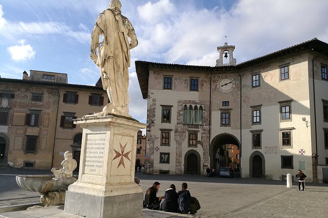 Cycling Pisa Highlights & Hidden Treasures - Half Day Tour - Legends and Traditions